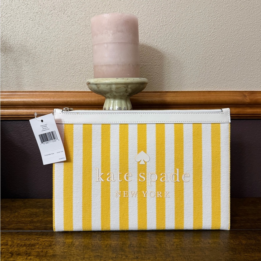 ✨NWT - Kate Spade Street Tote Large Zip Pouch✨ - Picture 4 of 8